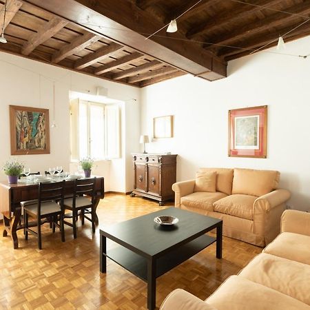 Spectacularly Bright, By Piazza Navona And The Pantheon - A/C, Wifi, Elevator Apartment Rome Luaran gambar
