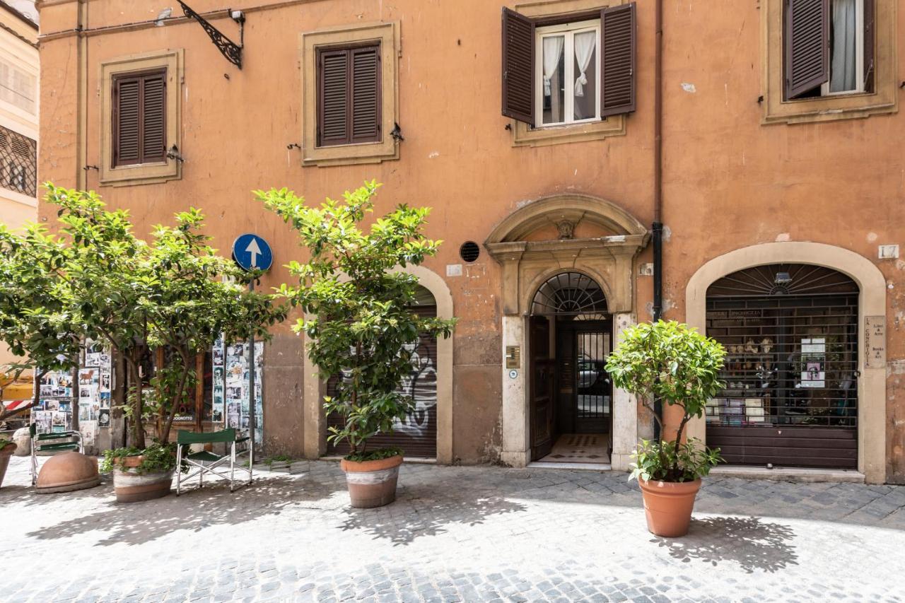 Spectacularly Bright, By Piazza Navona And The Pantheon - A/C, Wifi, Elevator Apartment Rome Luaran gambar